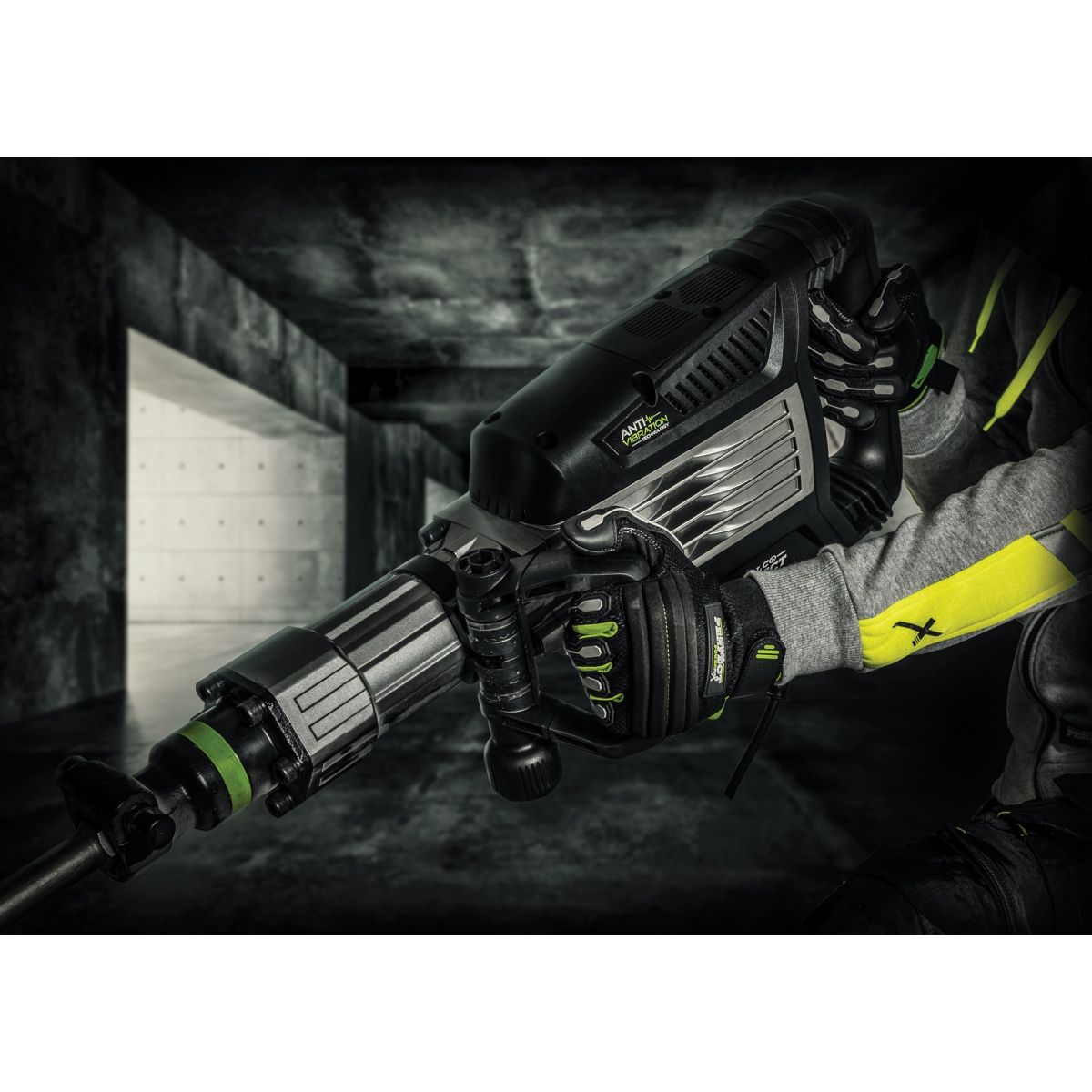Młot wyburzeniowy 1750 W HEX 30 mm DHH48J Stalco Perfect - zdjęcie 3